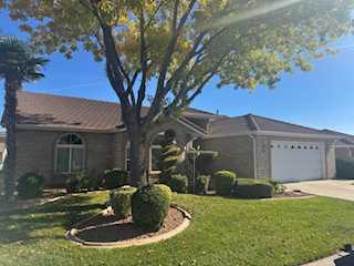 805  River Road  S #76 St George, UT 84790 home for sale, MLS#25-266979 - Erika Rogers Photo 2