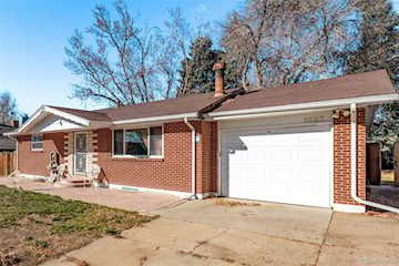 8227 Depew Way Far Horizons Flg #2 Charming brick ranch-style home with a finished basement! Great location in a quiet, established... Arvada Jefferson CO 80003 4697357 home for sale $515,000 4697357 Photo 3