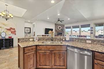 2212 Chippenham CT St George, UT 84770 home for sale, MLS#25-267035 - Erika Rogers Photo 4