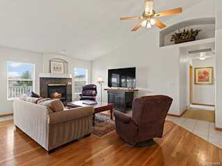 5272 Country Club Dr Perry Park This beautiful ranch home sits on a full acre with a paved driveway and unbeatable Colorado views.... Larkspur Douglas CO 80118 2143588 home for sale $950,000 2143588 Photo 4