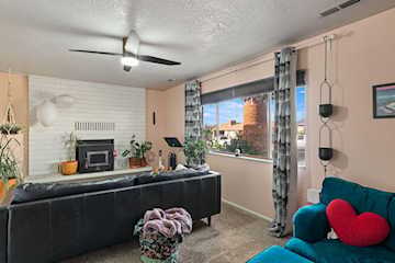 948 N 2050 E CIR St George, UT 84770 home for sale, MLS#25-266942 - Erika Rogers Photo 4