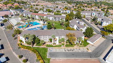 1845 W Canyon View DR #1412 St George, UT 84770 condo for sale, MLS#25-266381 - Erika Rogers Photo 2