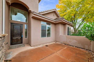 922 E Silver Shadows DR Washington, UT 84780 home for sale, MLS#25-267115 - Erika Rogers Photo 2
