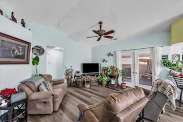 210 N Mall DR #64 St George, UT 84790 home for sale, MLS#25-267169 - Erika Rogers Photo 2