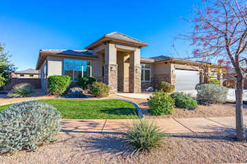 2872 N Kenzies Way Santa Clara, UT 84765 home for sale, MLS#25-267229 - Erika Rogers Photo 3