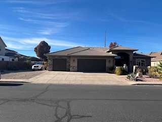 554 S Rainier DR St George, UT 84770 home for sale, MLS#25-267198 - Erika Rogers Photo 5