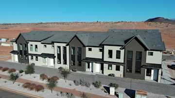 1058 W Albertine LN St George, UT 84770 home for sale, MLS#25-267242 - Erika Rogers Photo 3