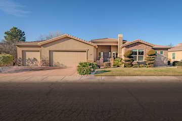 319 N Lost Creek DR St George, UT 84770 home for sale, MLS#25-266208 - Erika Rogers Photo 2