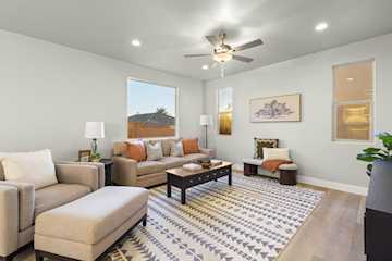 779 W 430  N Hurricane, UT 84737 home for sale, MLS#25-267247 - Erika Rogers Photo 3