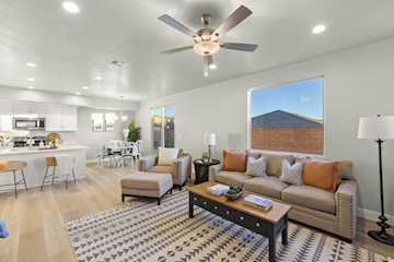 779 W 430  N Hurricane, UT 84737 home for sale, MLS#25-267247 - Erika Rogers Photo 5