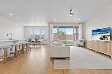 133 W White Pearl DR Washington, UT 84780 home for sale, MLS#25-264483 - Erika Rogers Photo 3