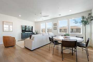 762 W Periwinkle #Unit 102 St George, UT 84790 condo for sale, MLS#25-267295 - Erika Rogers Photo 3