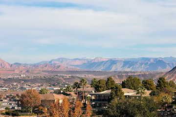 2054 E Topaz Way St George, UT 84790 home for sale, MLS#25-267093 - Erika Rogers Photo 3