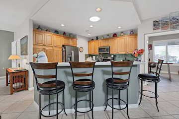 4593 S Flaming Arch DR St George, UT 84790 home for sale, MLS#25-266691 - Erika Rogers Photo 3