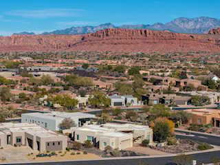 19 Boulder CIR Santa Clara, UT 84765 home for sale, MLS#21-228500 - Erika Rogers Photo 5