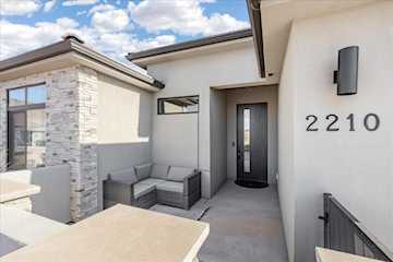 2210 N Montagna ST Washington, UT 84780 home for sale, MLS#25-267382 - Erika Rogers Photo 2