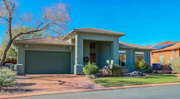 1613 N Primrose DR St George, UT 84770 home for sale, MLS#25-267251 - Erika Rogers Photo 2