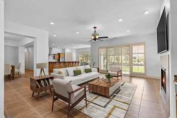 363 N Lost Creek DR St George, UT 84770 home for sale, MLS#25-264564 - Erika Rogers Photo 4