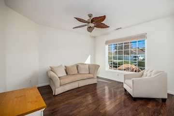 2115 Blake DR Santa Clara, UT 84765 home for sale, MLS#25-267395 - Erika Rogers Photo 4