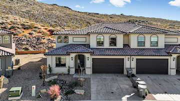 2462 E Cascada Way Washington, UT 84780 home for sale, MLS#25-267442 - Erika Rogers Photo 3