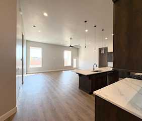 2850 E Smith Creek DR Washington, UT 84780 home for sale, MLS#25-260380 - Erika Rogers Photo 5