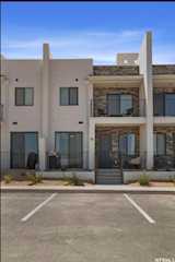 5399 S Cerulean #99 St George, UT 84790 home for sale, MLS#25-267495 - Erika Rogers Photo 2