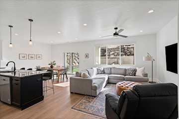 690 E Desert Cactus DR Washington, UT 84780 home for sale, MLS#25-267502 - Erika Rogers Photo 3