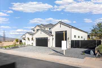 2863 S Alpine LN St George, UT 84790 home for sale, MLS#25-266003 - Erika Rogers Photo 3