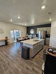 1887 S Wolverine Way Washington, UT 84780 home for sale, MLS#25-267525 - Erika Rogers Photo 4