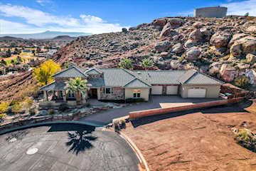 1140 E Fort Pierce #110 St George, UT 84790 home for sale, MLS#25-267544 - Erika Rogers Photo 5