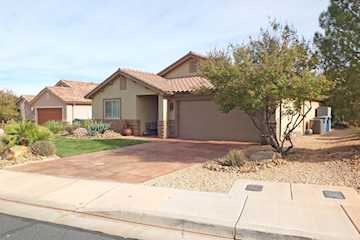 4005 S Carisa DR St George, UT 84790 home for sale, MLS#25-266183 - Erika Rogers Photo 5