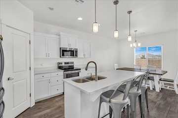 1623 E Sunshine Trl St George, UT 84790 home for sale, MLS#25-267554 - Erika Rogers Photo 5