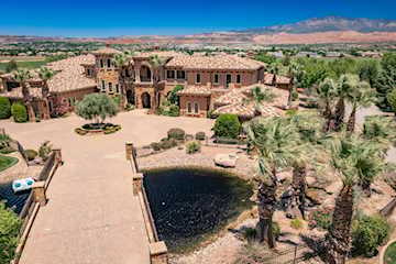 90 W Triple Crown LN Washington, UT 84780 home for sale, MLS#25-267577 - Erika Rogers Photo 2