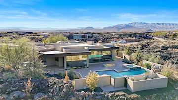 2442 N Kiva Trl St George, UT 84770 home for sale, MLS#25-267578 - Erika Rogers Photo 5