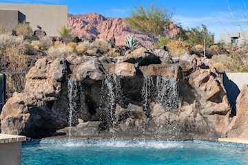 2442 N Kiva Trl St George, UT 84770 home for sale, MLS#25-267578 - Erika Rogers Photo 3