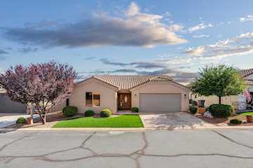4167 S Airy Hill DR St George, UT 84790 home for sale, MLS#25-267583 - Erika Rogers Photo 2