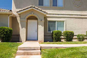 441 E Sunland #2 St George, UT 84790 home for sale, MLS#25-267585 - Erika Rogers Photo 2