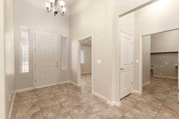 380 N 1660 CIR W St George, UT 84770 home for sale, MLS#25-267612 - Erika Rogers Photo 5