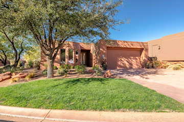 2255 N Tuweap #54 St George, UT 84770 home for sale, MLS#25-267112 - Erika Rogers Photo 5