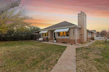 295 S 200 E St George, UT 84770 home for sale, MLS#25-267626 - Erika Rogers Photo 4