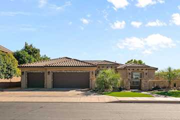 2804 E 1190 S ST St George, UT 84790 home for sale, MLS#25-267623 - Erika Rogers Photo 2