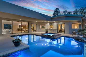 2031 E Cliff Point DR St George, UT 84790 home for sale, MLS#25-259449 - Erika Rogers Photo 2