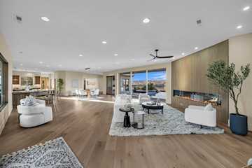 2031 E Cliff Point DR St George, UT 84790 home for sale, MLS#25-259449 - Erika Rogers Photo 3