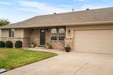 2140 E 620  N St George, UT 84790 home for sale, MLS#25-266836 - Erika Rogers Photo 4