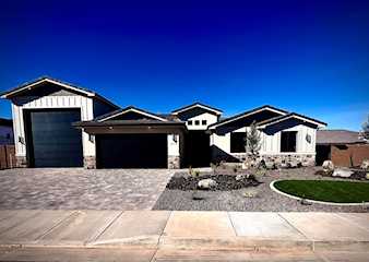 4888 S Homestead Way Washington, UT 84780 home for sale, MLS#25-267458 - Erika Rogers Photo 2