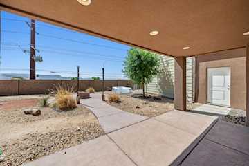 2752 E 50 S ST St George, UT 84790 home for sale, MLS#25-267658 - Erika Rogers Photo 5