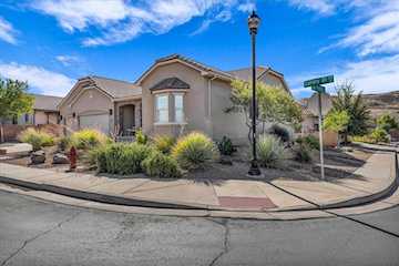 330 E Calgary St George, UT 84790 home for sale, MLS#25-264401 - Erika Rogers Photo 3