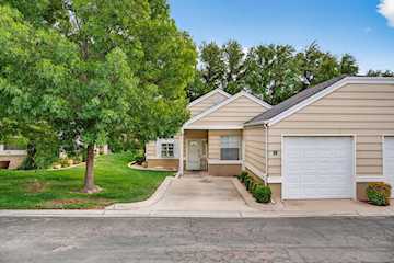 345 N 2450 #120 St George, UT 84790 home for sale, MLS#25-266063 - Erika Rogers Photo 3