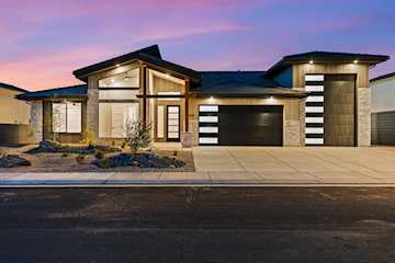 4810 W 1930  S Hurricane, UT 84737 home for sale, MLS#25-258522 - Erika Rogers Photo 2