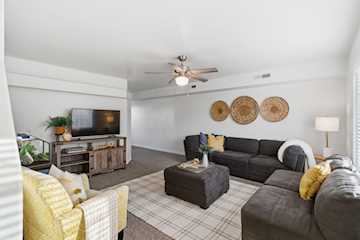 1735 W 540  N #2302 St George, UT 84770 home for sale, MLS#25-266766 - Erika Rogers Photo 5